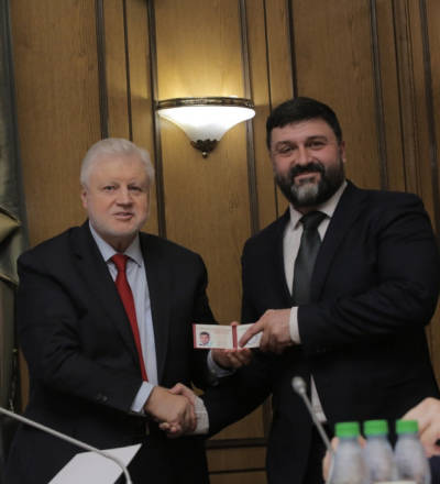Ради «Справедливой России» курский депутат готов сложить свои полномочия