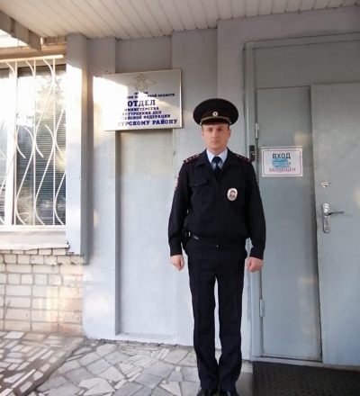 В Курской области полицейский Иван Иванов спас ребёнка из болота