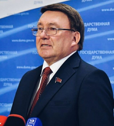 Депутат Госдумы от Курской области считает, что QR-код делит общество на «белых» и «чёрных»