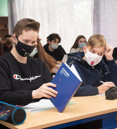 Все школы Курской области вернутся к очным урокам с 21 февраля
