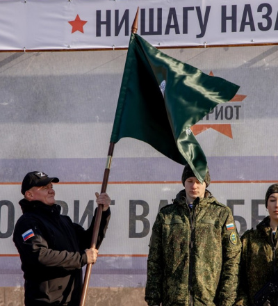 Роман Старовойт призывает курян поступать на военную службу по контракту