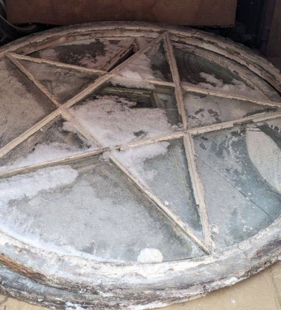 Здание Курской ЦРБ останется без звёзд и балконов