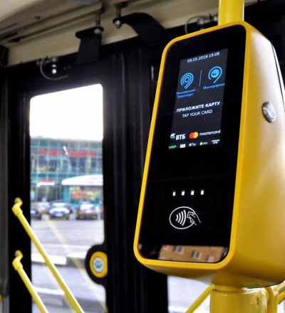 В Курске тестируют валидаторы в троллейбусе по маршруту №2