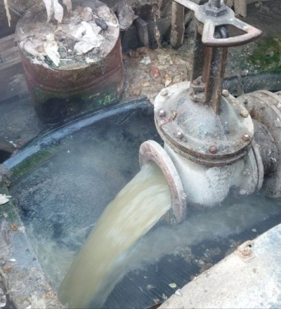 Жители Северо-Запада и Волокно вновь пожаловались врио губернатора на неприятный запах