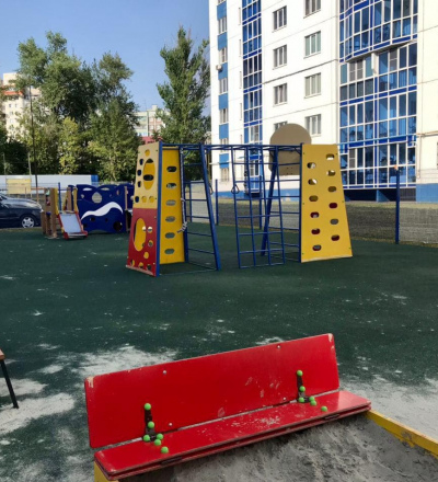 Курские управляйки отремонтируют проблемные детские площадки к середине сентября