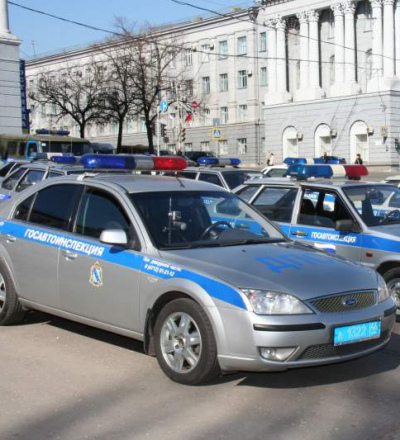 Госавтоинспекция установила личность курского автогонщика