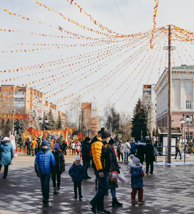 В Курске ввели временный запрет на парковку автомобилей на ряде улиц в связи с зимой