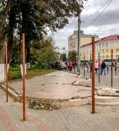 В Курске началась работа над сквером на площади Перекальского