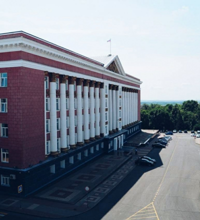 В Курске на ремонт студии видеоконференцсвязи в Доме Советов выделили 2,3 млн рублей