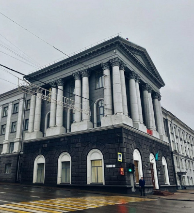 В мэрии Курска отчитались о создании общественных пространств и вакцинации